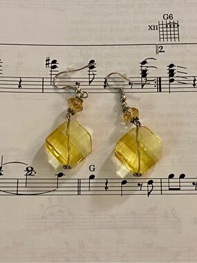 Brilliant, Yellow Faceted Crystal Drop Earrings